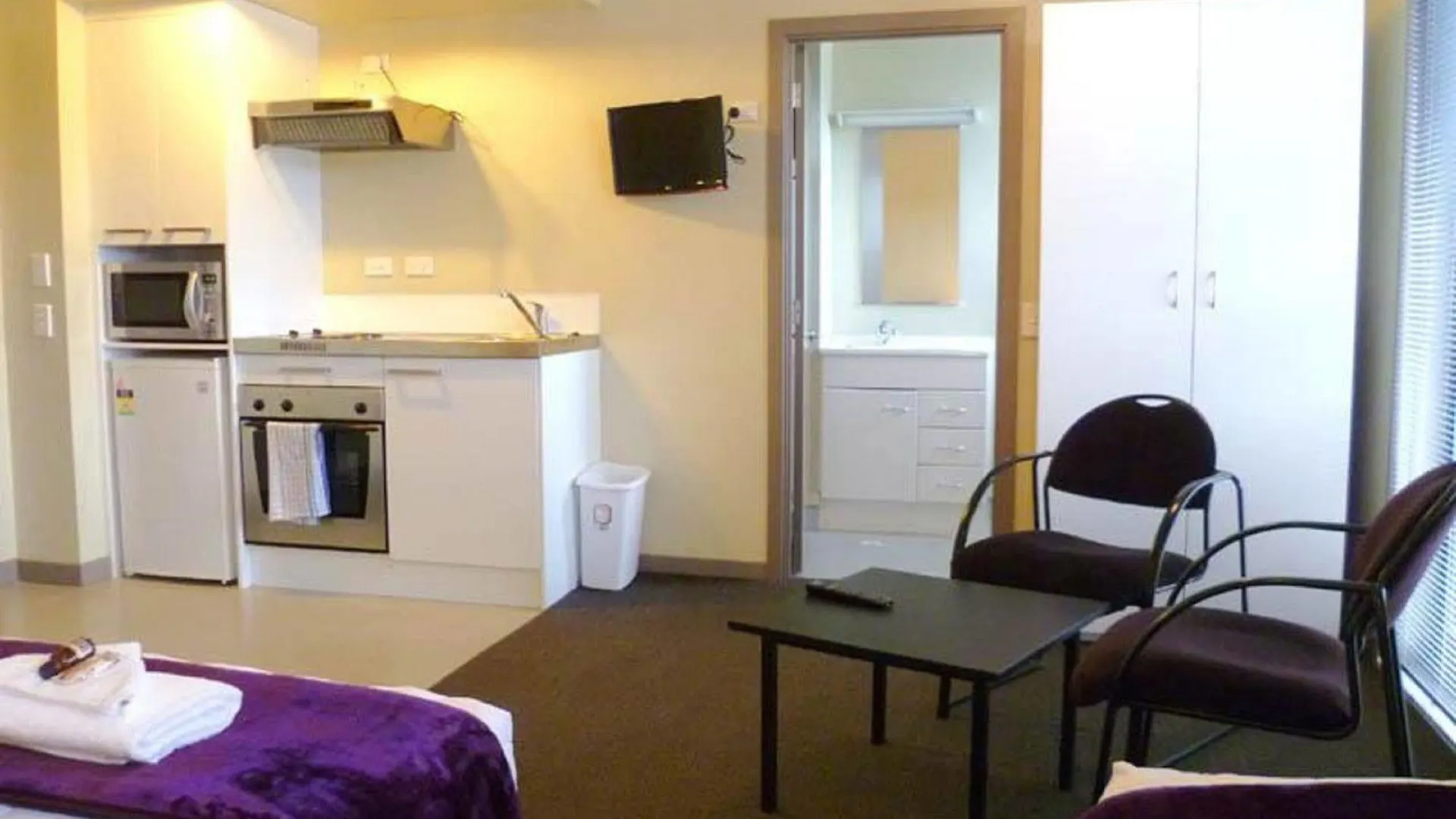Southern Cross Serviced Apartments Wellington 3*,